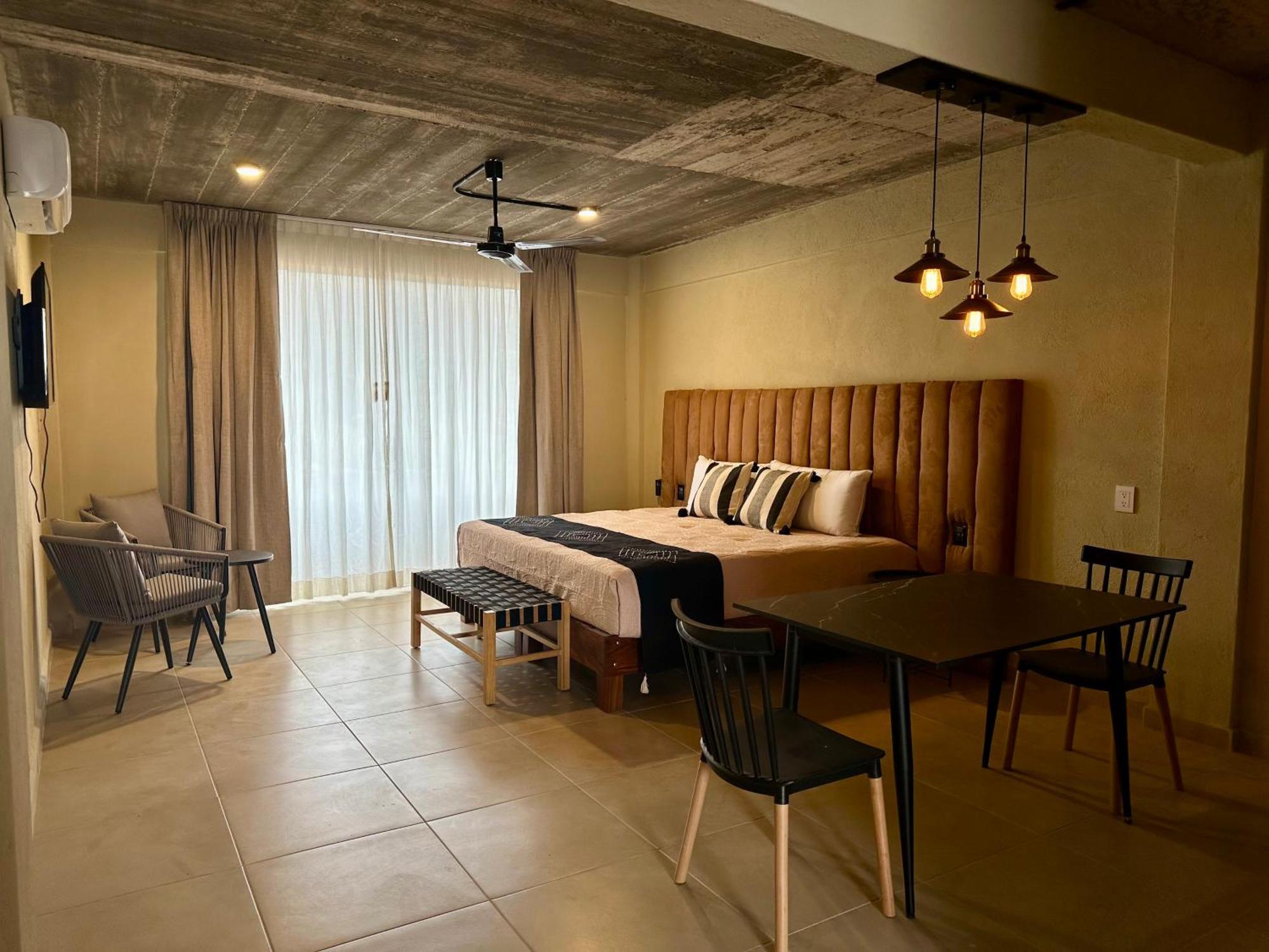 Lolitas Suites 303 Zihuatanejo Exterior photo